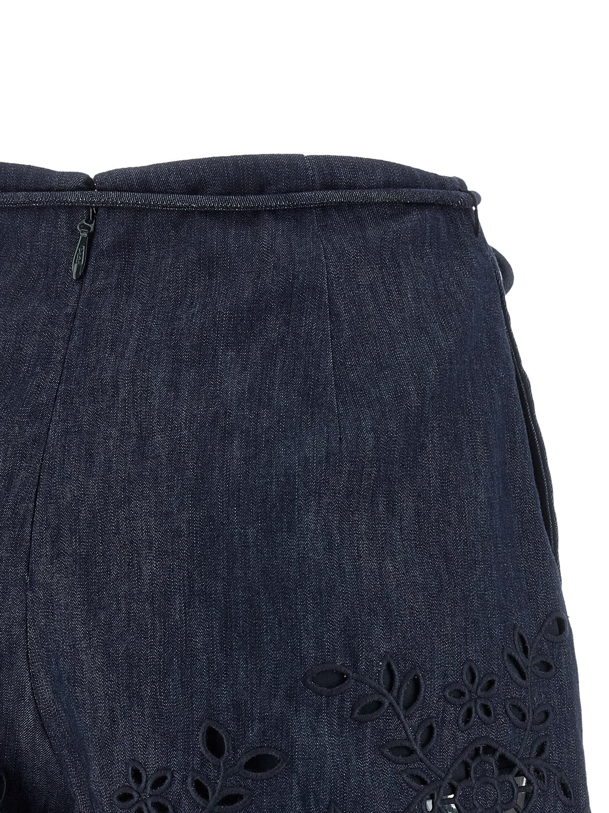 'Mahon' shorts