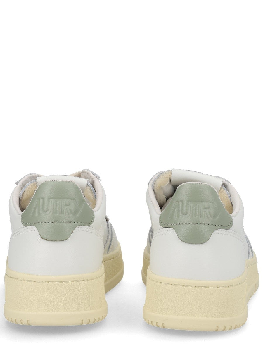 "MEDALIST LOW" SNEAKER