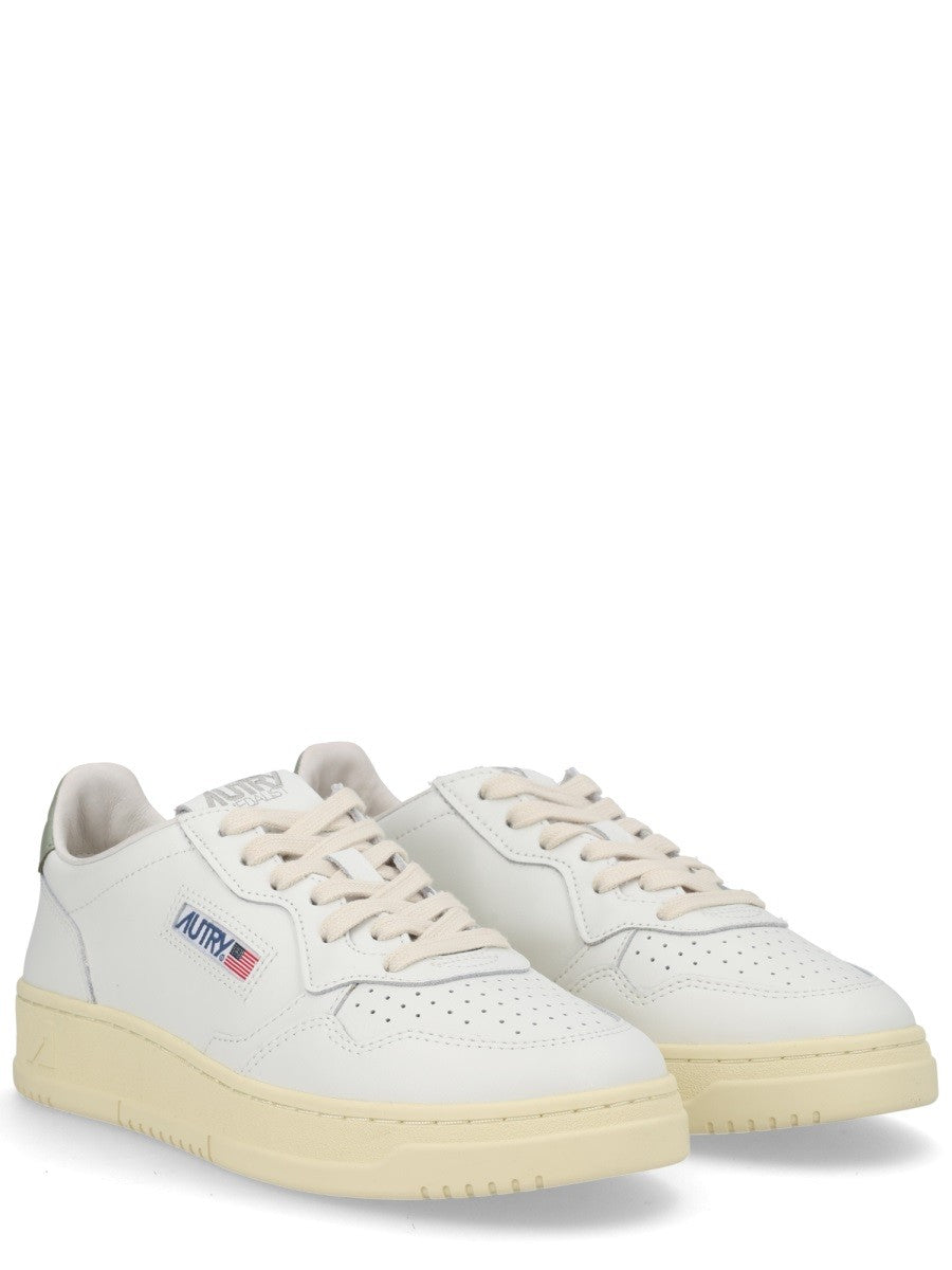 "MEDALIST LOW" SNEAKER