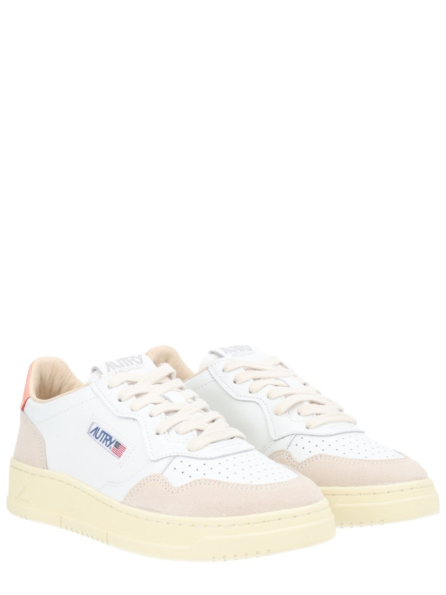 "MEDALIST LOW" SNEAKER