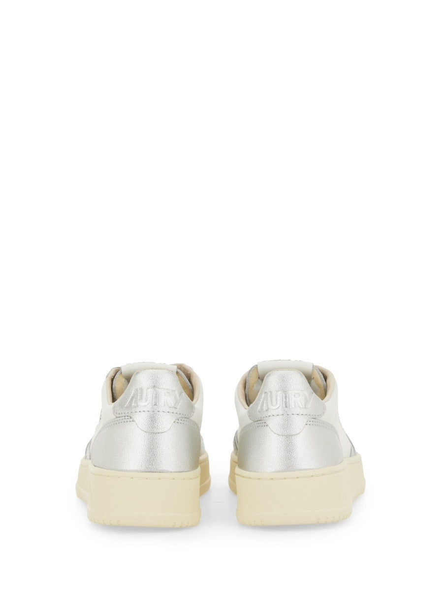 SNEAKER "MEDALIST LOW"