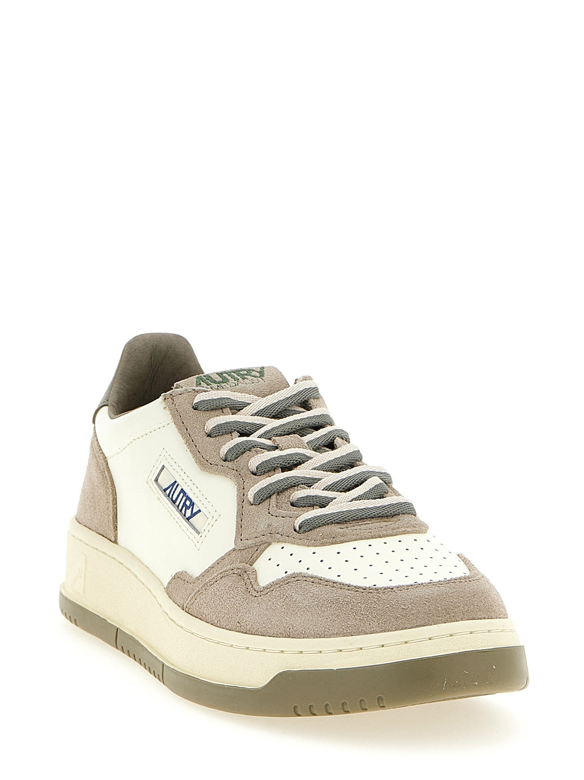 'Medalist Low' sneakers