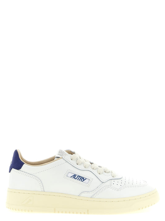'Medalist Low' sneakers