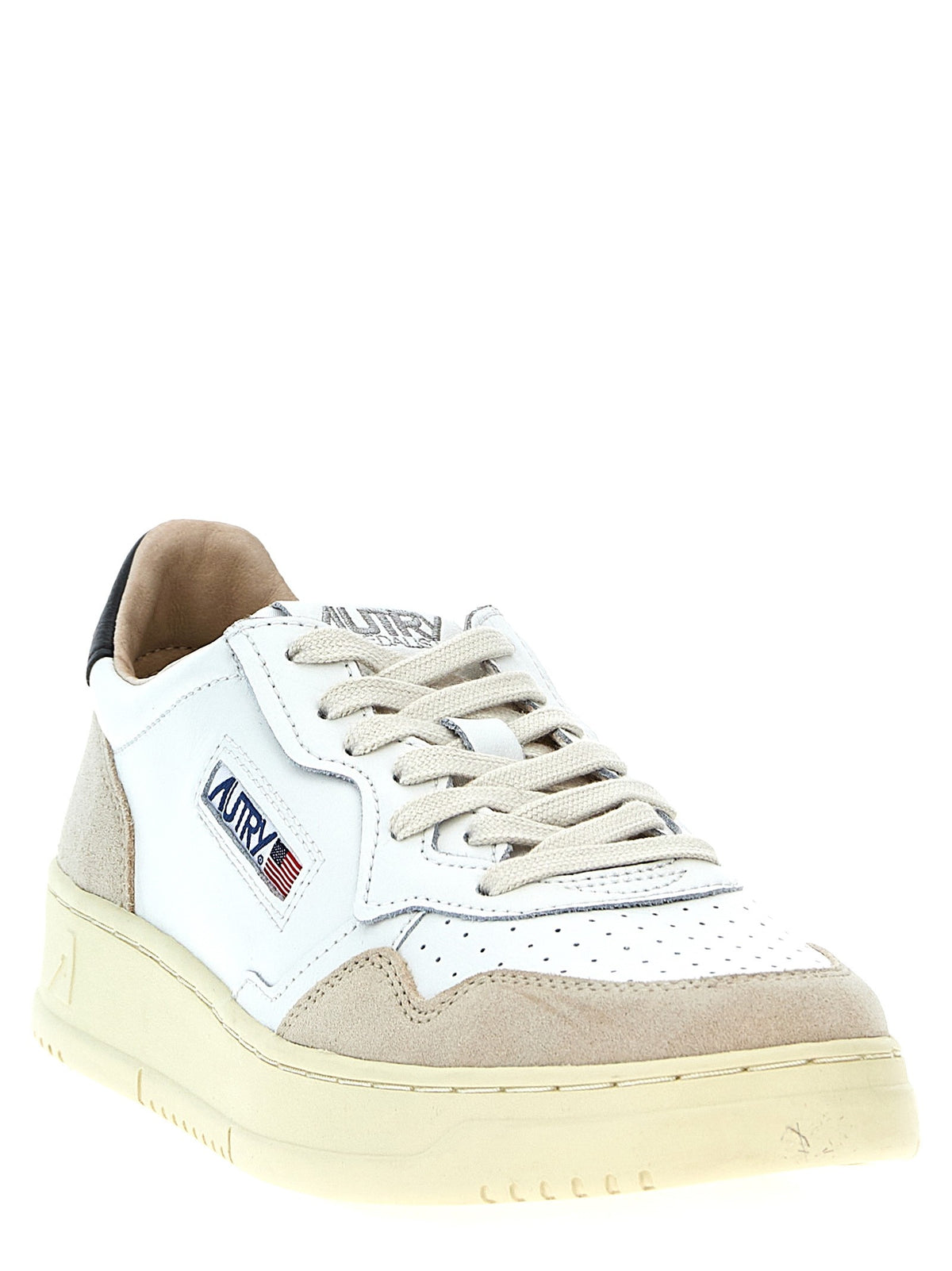 'Medalist Low' sneakers