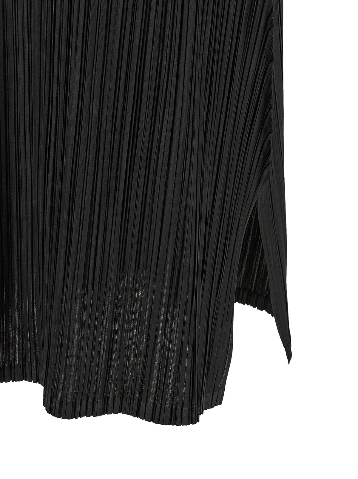 'Mellow Pleats' dress
