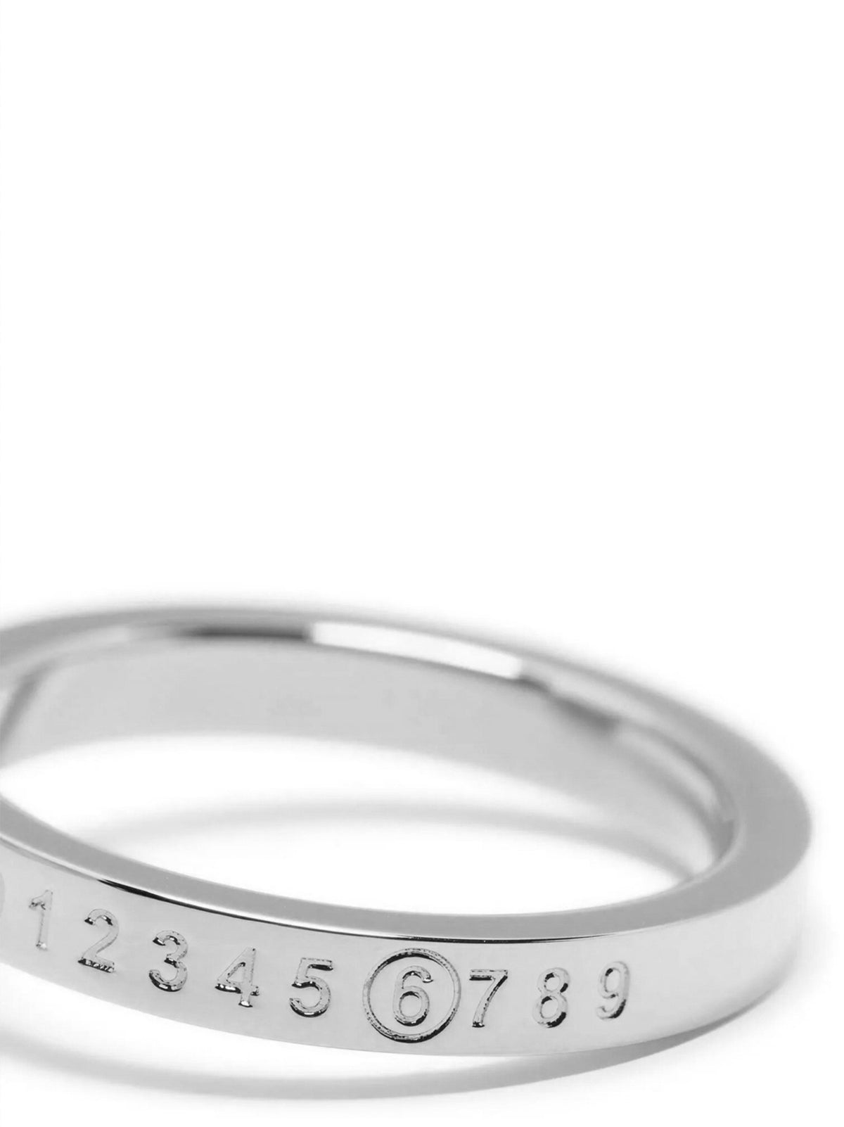 'Minimal logo' ring