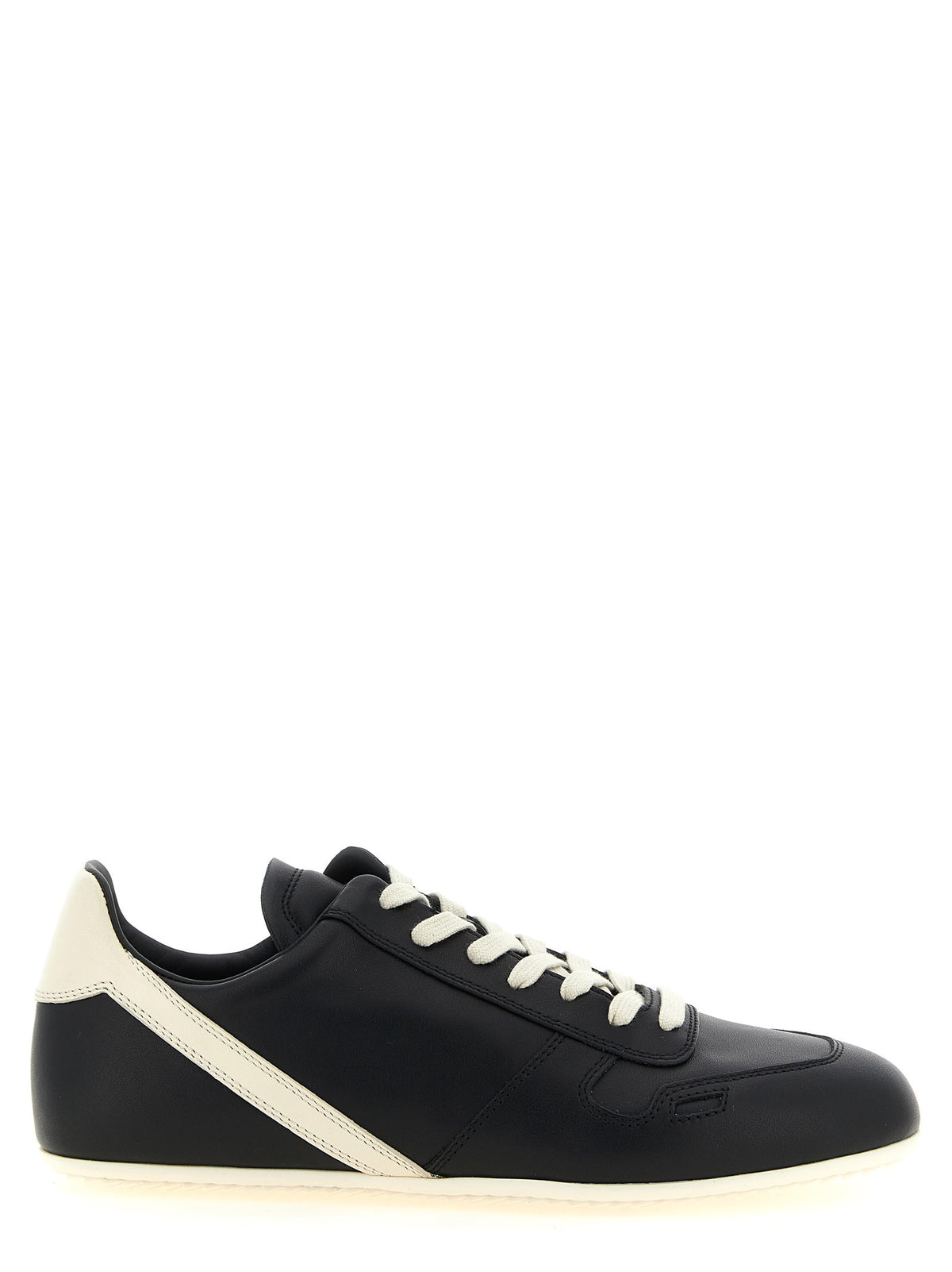 'Minimal Sneaks' sneakers