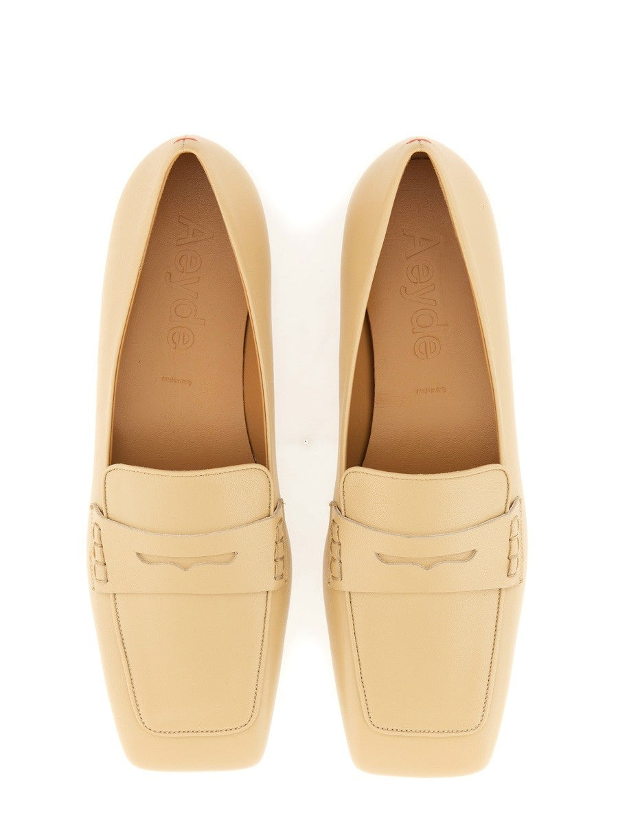 MOCCASIN "TOM"