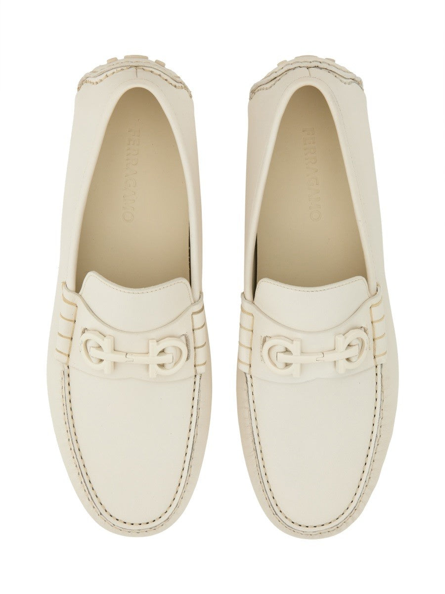 MOCCASIN WITH GANCINI ORNAMENT