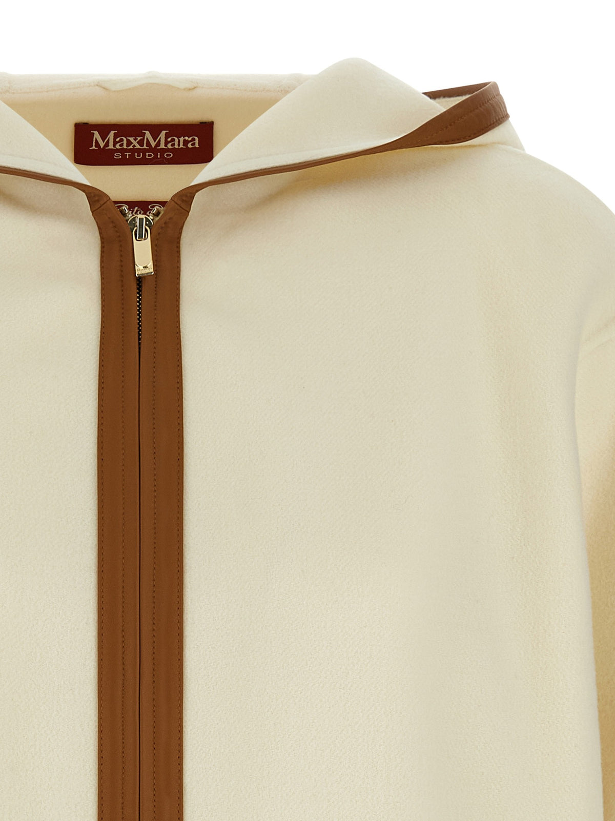معطف "MSTComica"