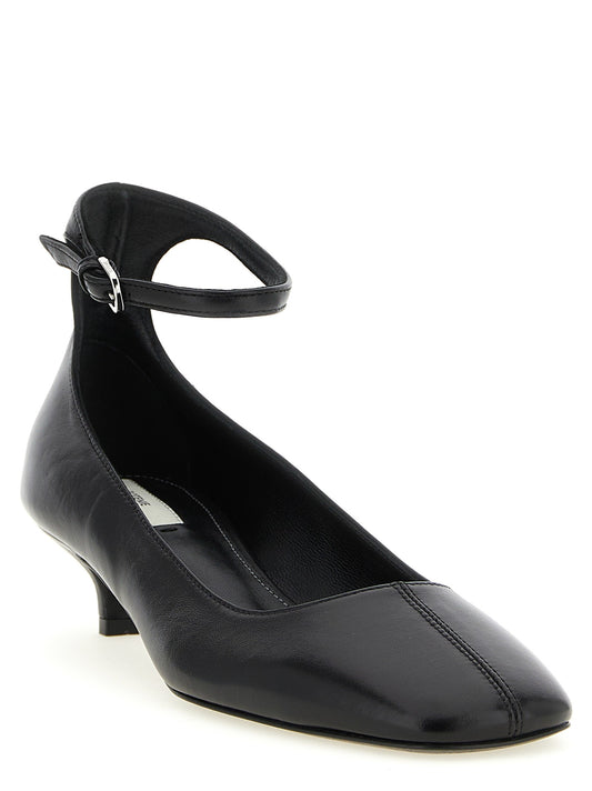 Nappa pumps