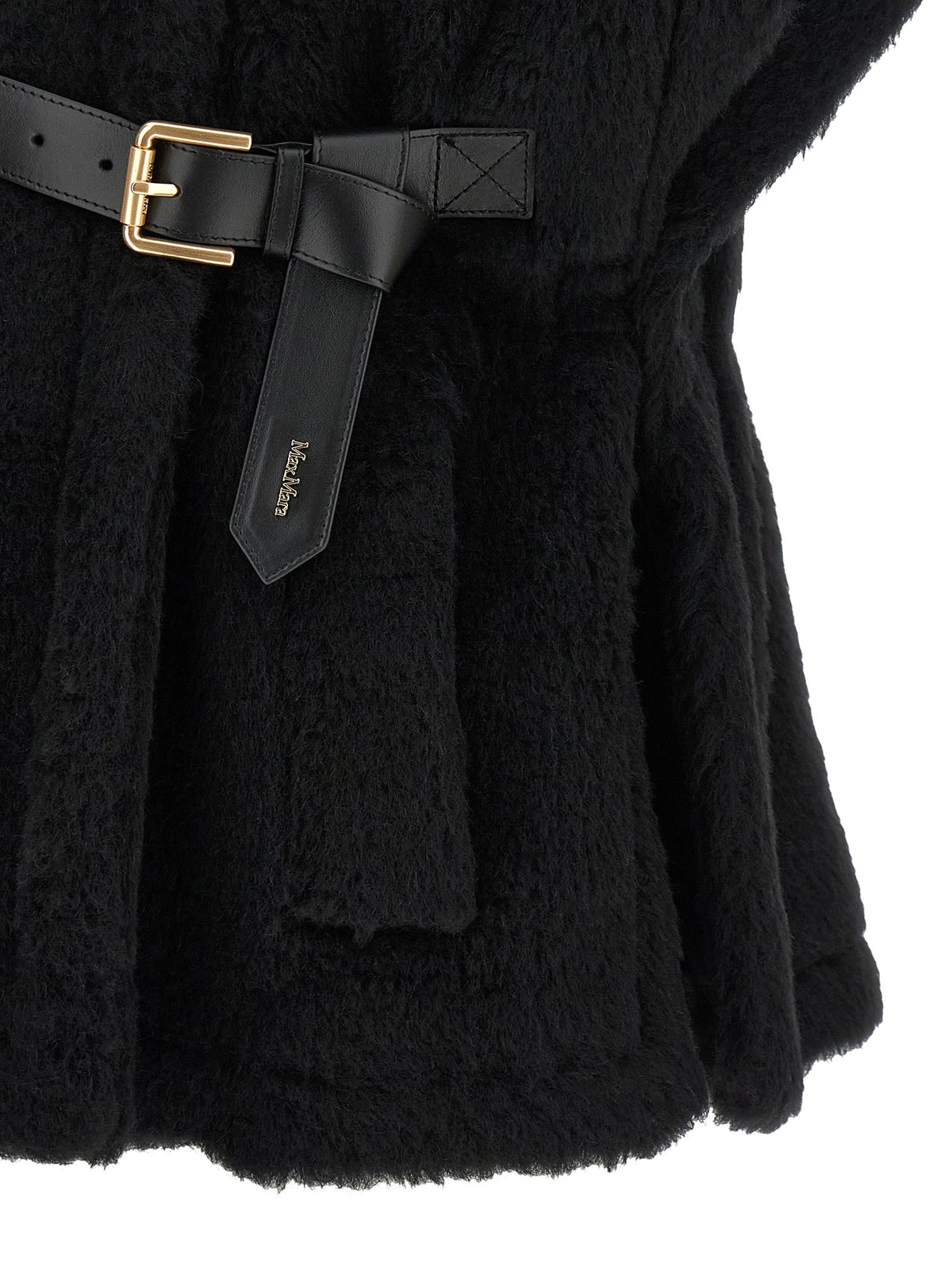 'New Abavo' cape