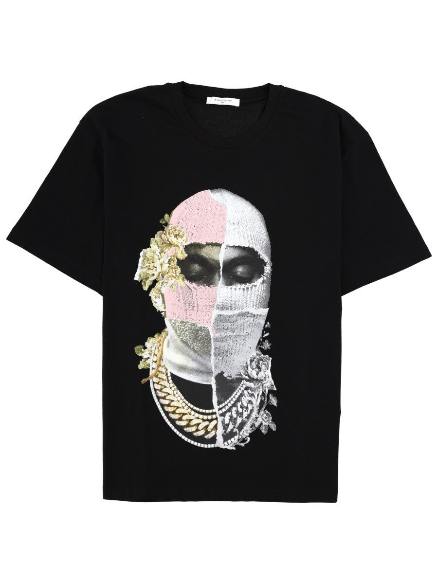 "NEWSPAPER MASK" T-SHIRT