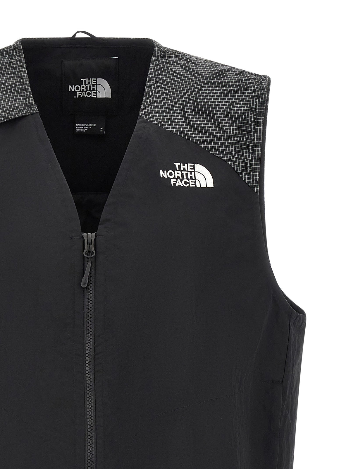 'NSE Tech' vest