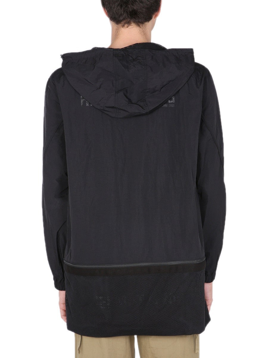 NYLON WINDBREAKER