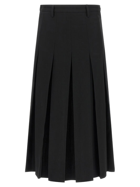 Overlapping pleated skirt
