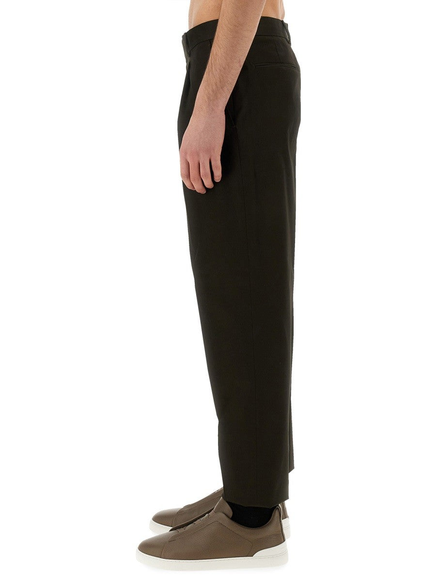 PANTS WITH PLEAT
