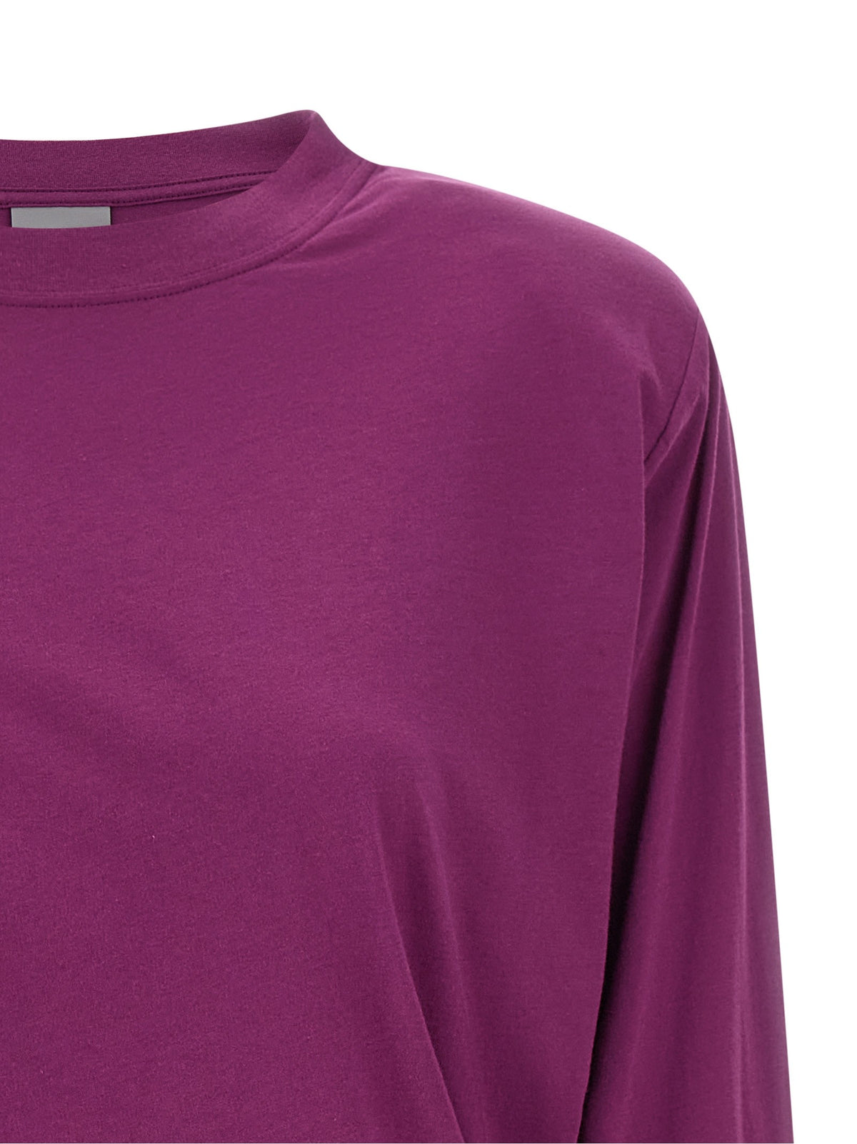 Pleated pattern t-shirt