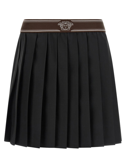 Pleated skirt