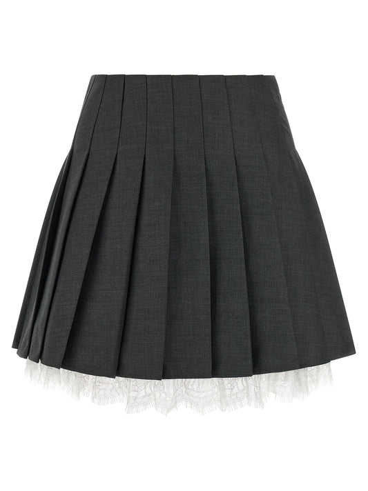 Pleated skirt