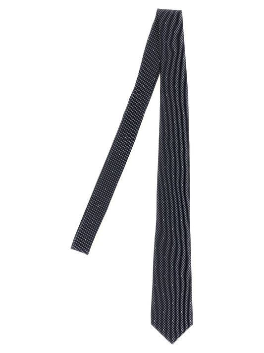 Polka dot tie