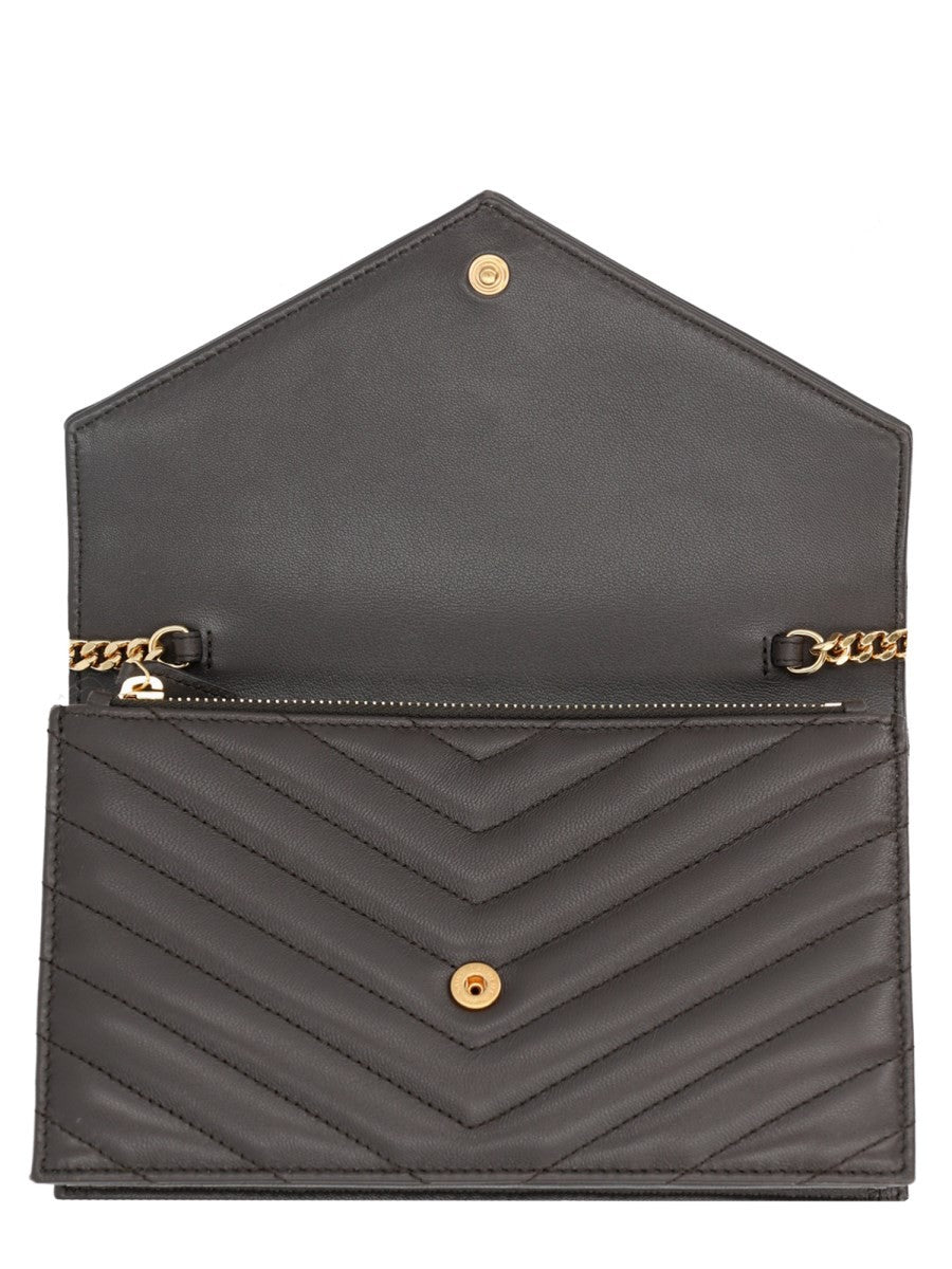 PORTAFOGLIO CON CATENA "ENVELOPE CASSANDRE"