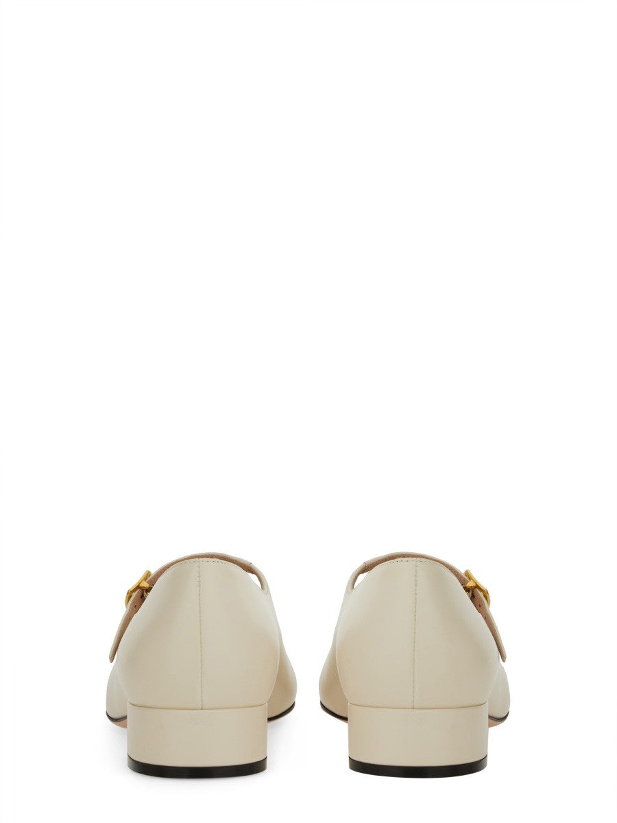 PUMP IN LEATHER