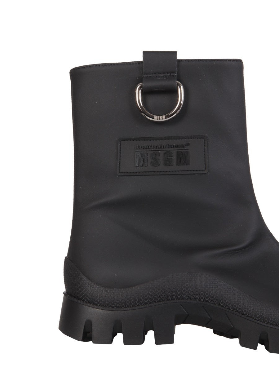 RAIN BOOTS