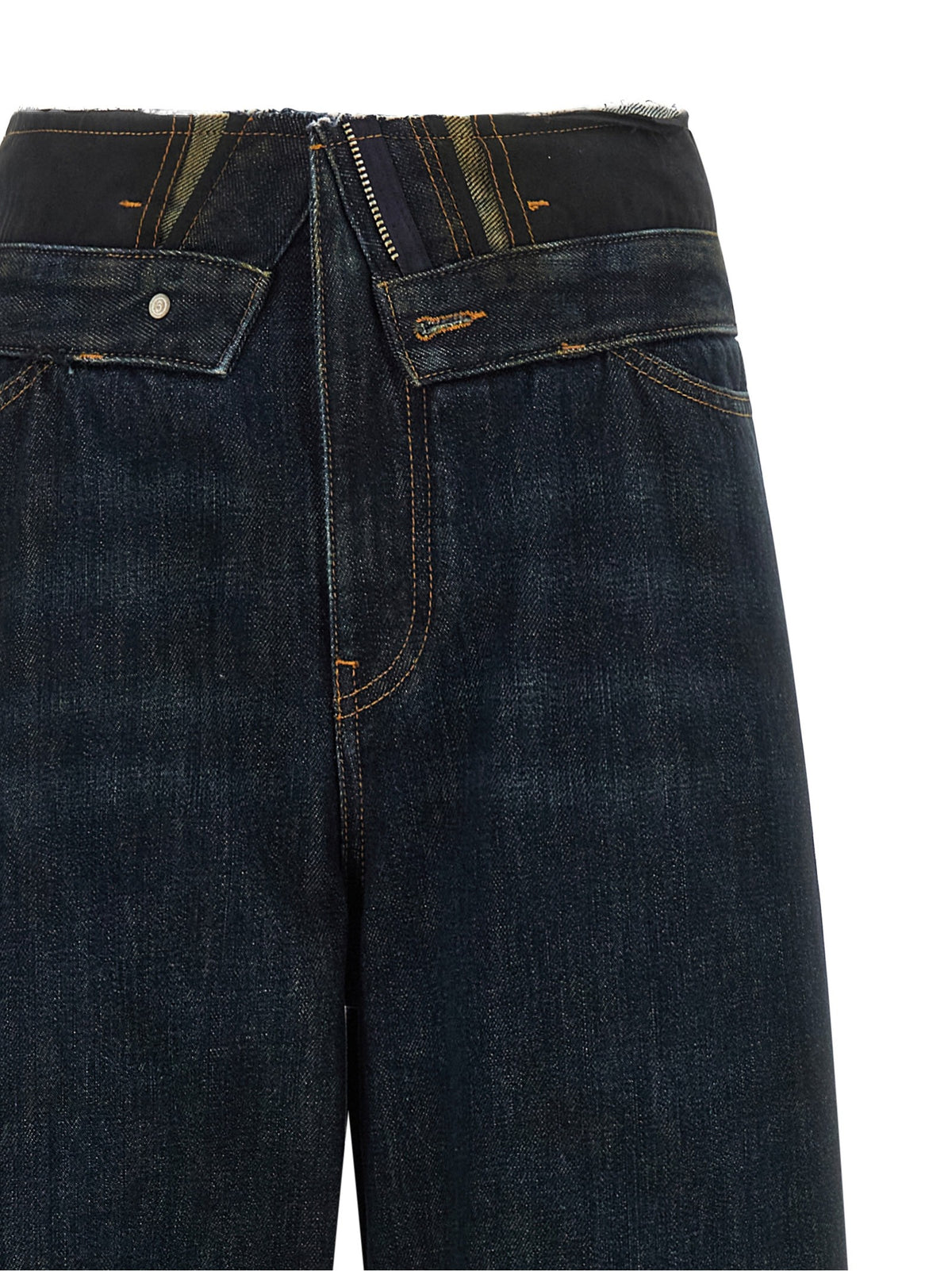 Raw cut waist jeans
