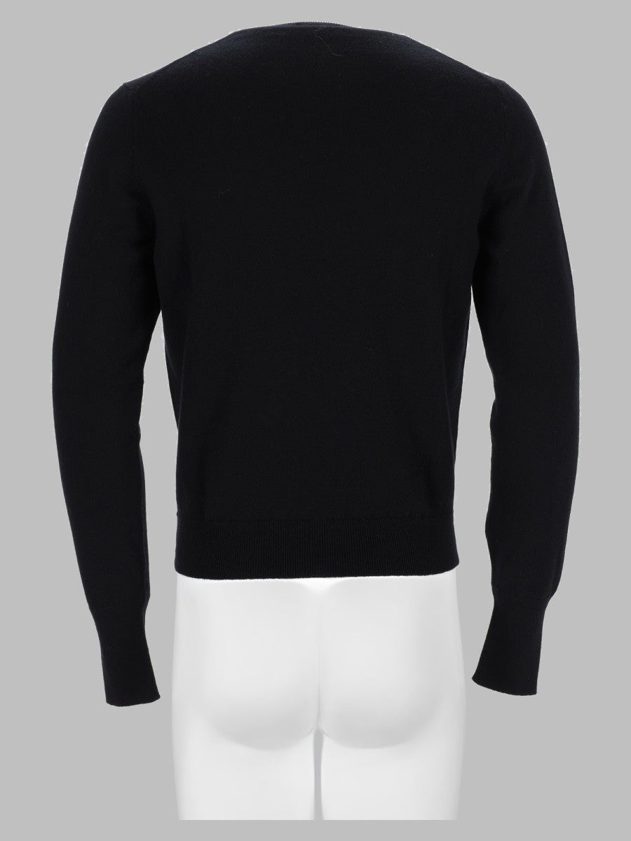 round neck sweater