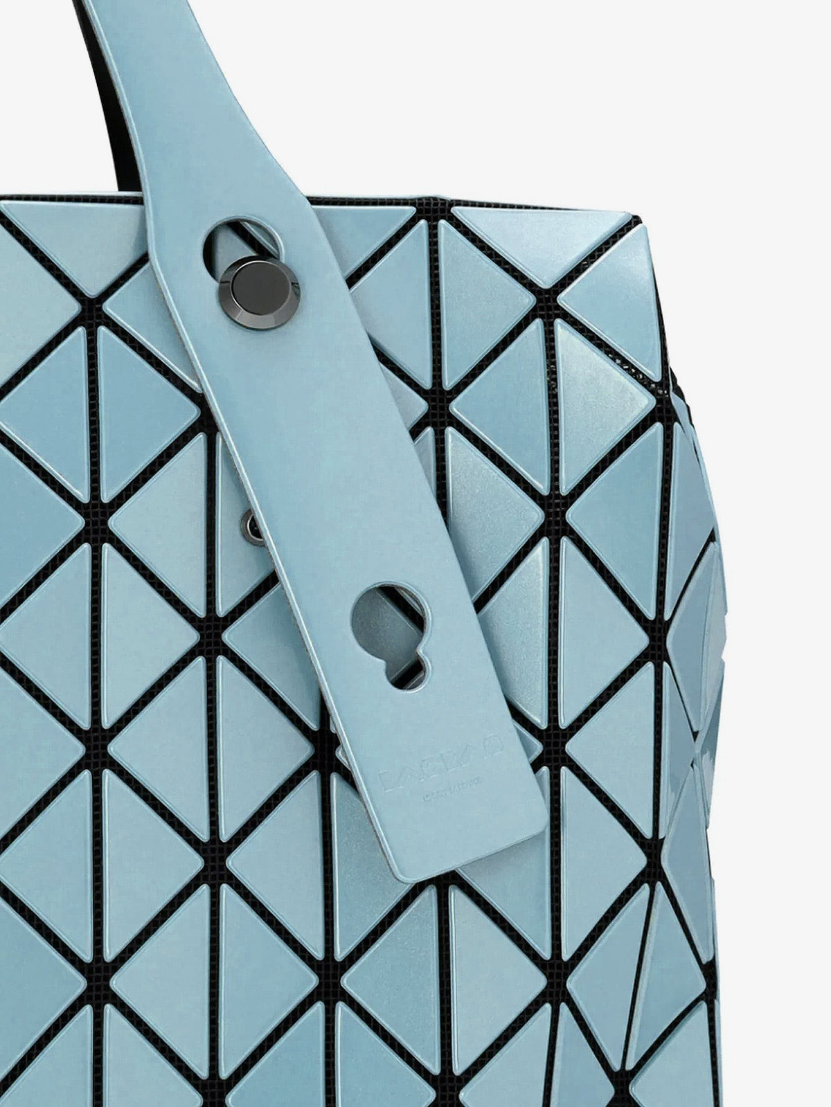 Row Metallic shoulder bag with triangular pattern