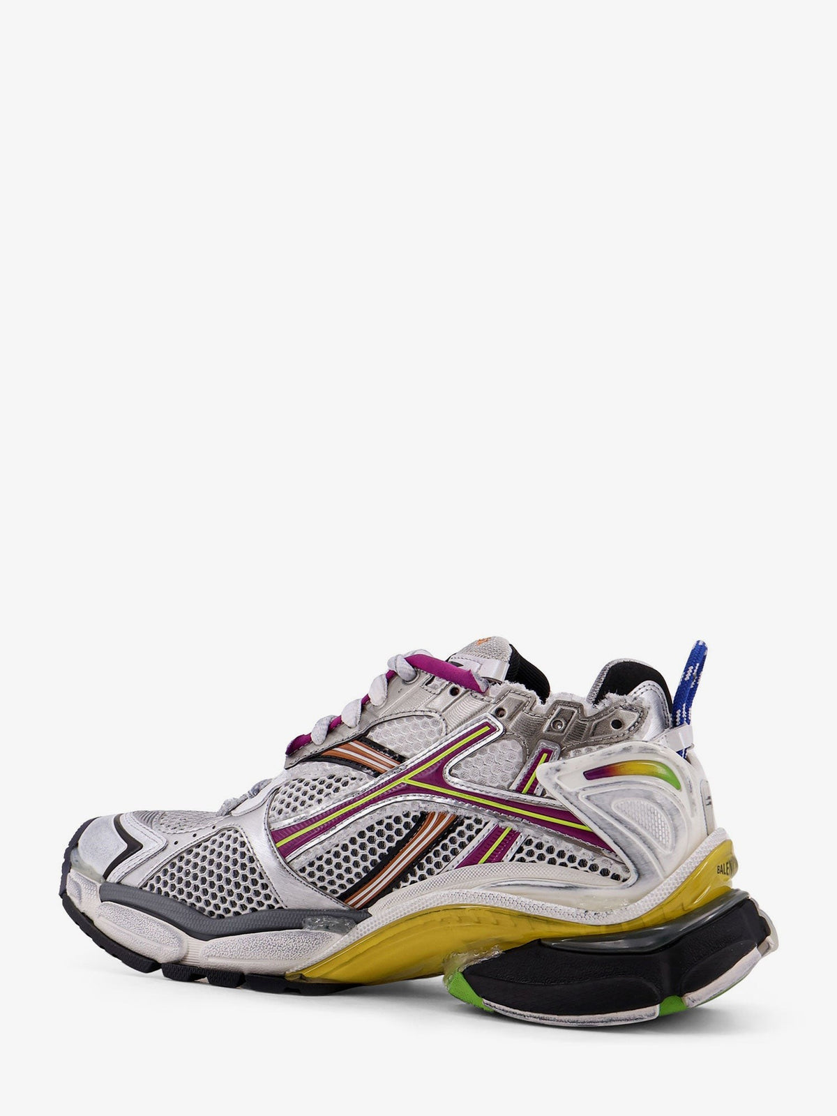 حذاء رياضي Runner mesh بقصة منخفضة