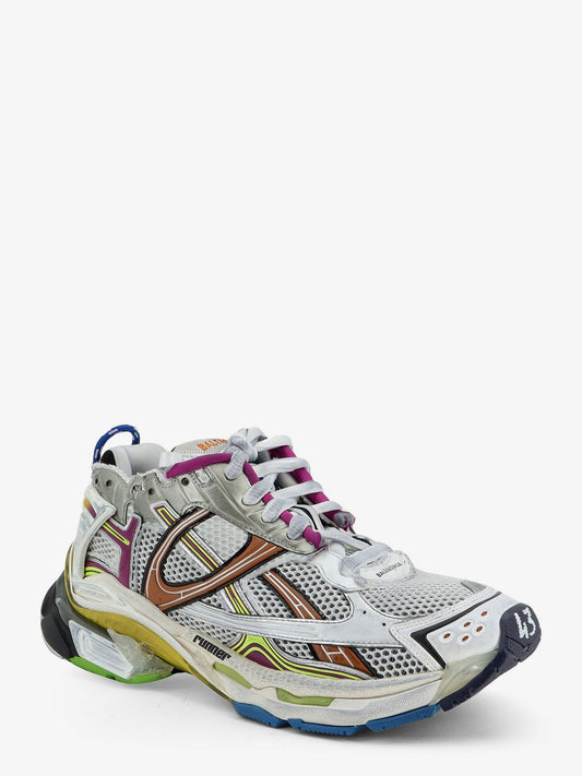 Runner sneakers in mesh and nylon