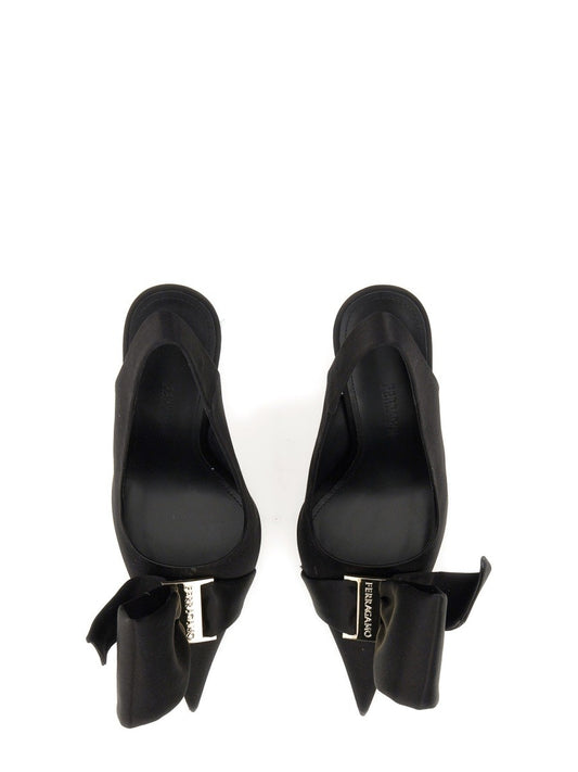 SANDAL WITH ASYMMETRICAL BOW