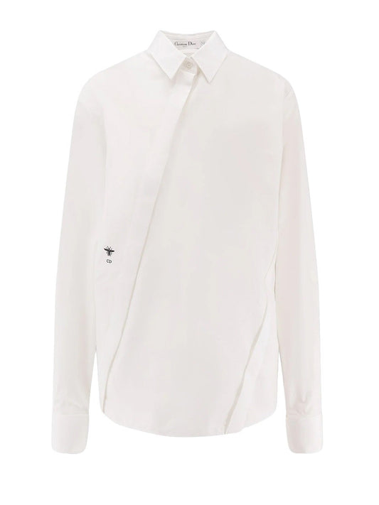 SHIRT WITH ASYMMETRICAL CLOSURE