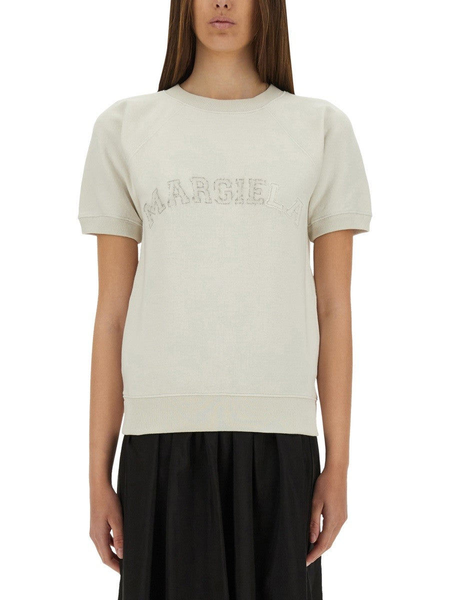 SHORT-SLEEVED SWEATSHIRT