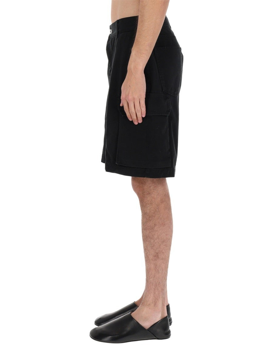 SHORTS WITH LOGO PATCH