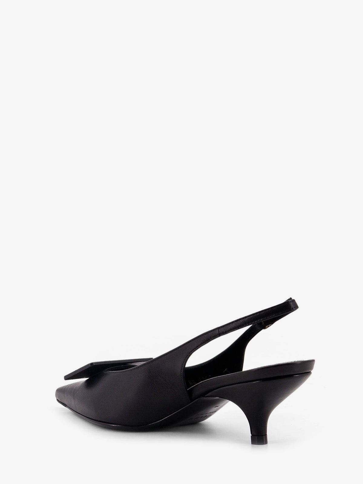 Signature leather pumps