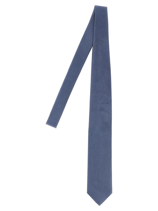 Silk tie