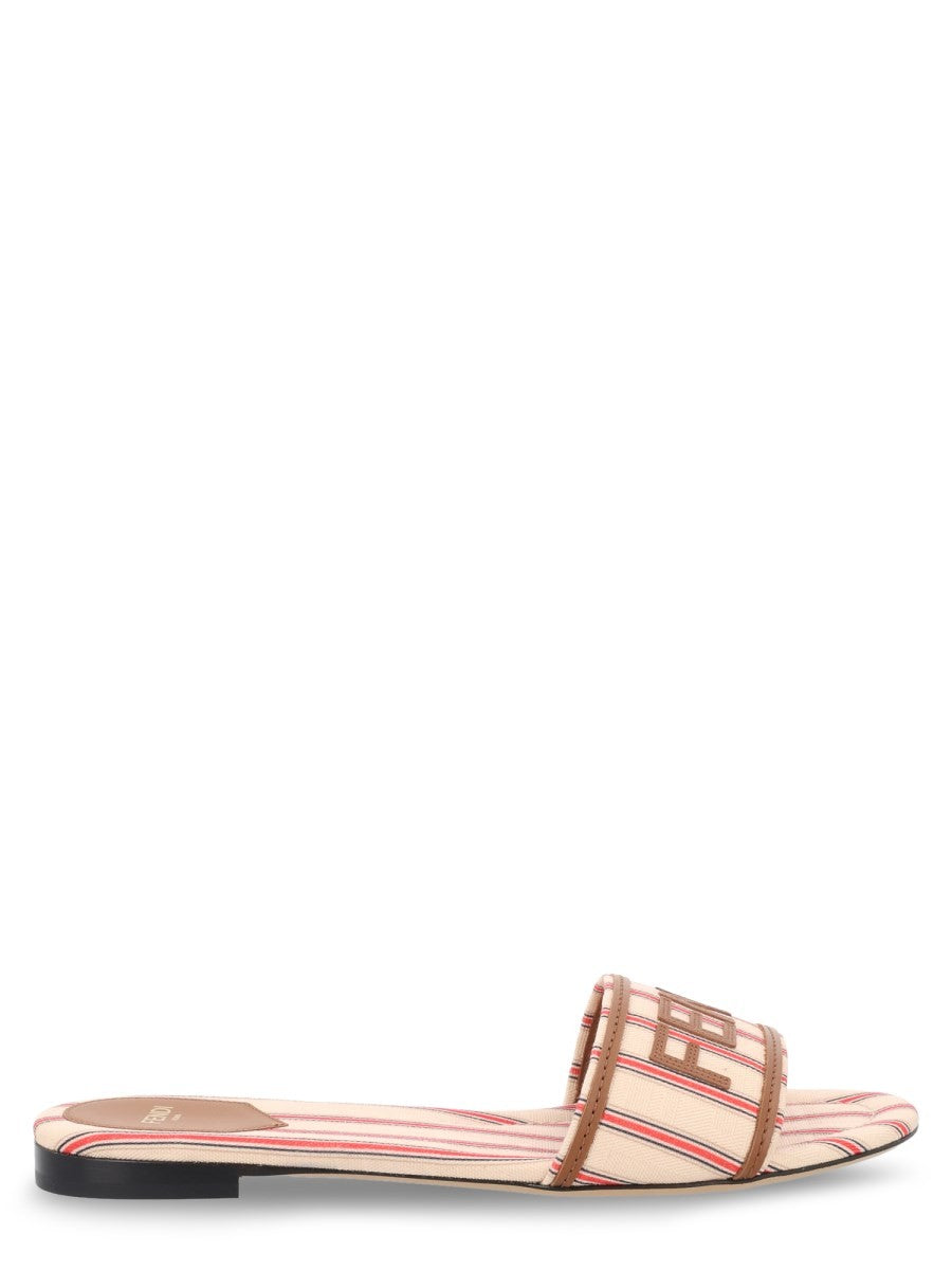 SLIDE IN CANVAS FF CON LOGO