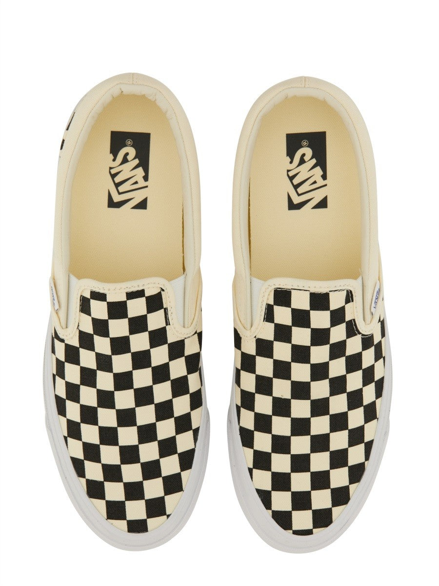 SLIP-ON PREMIUM 98