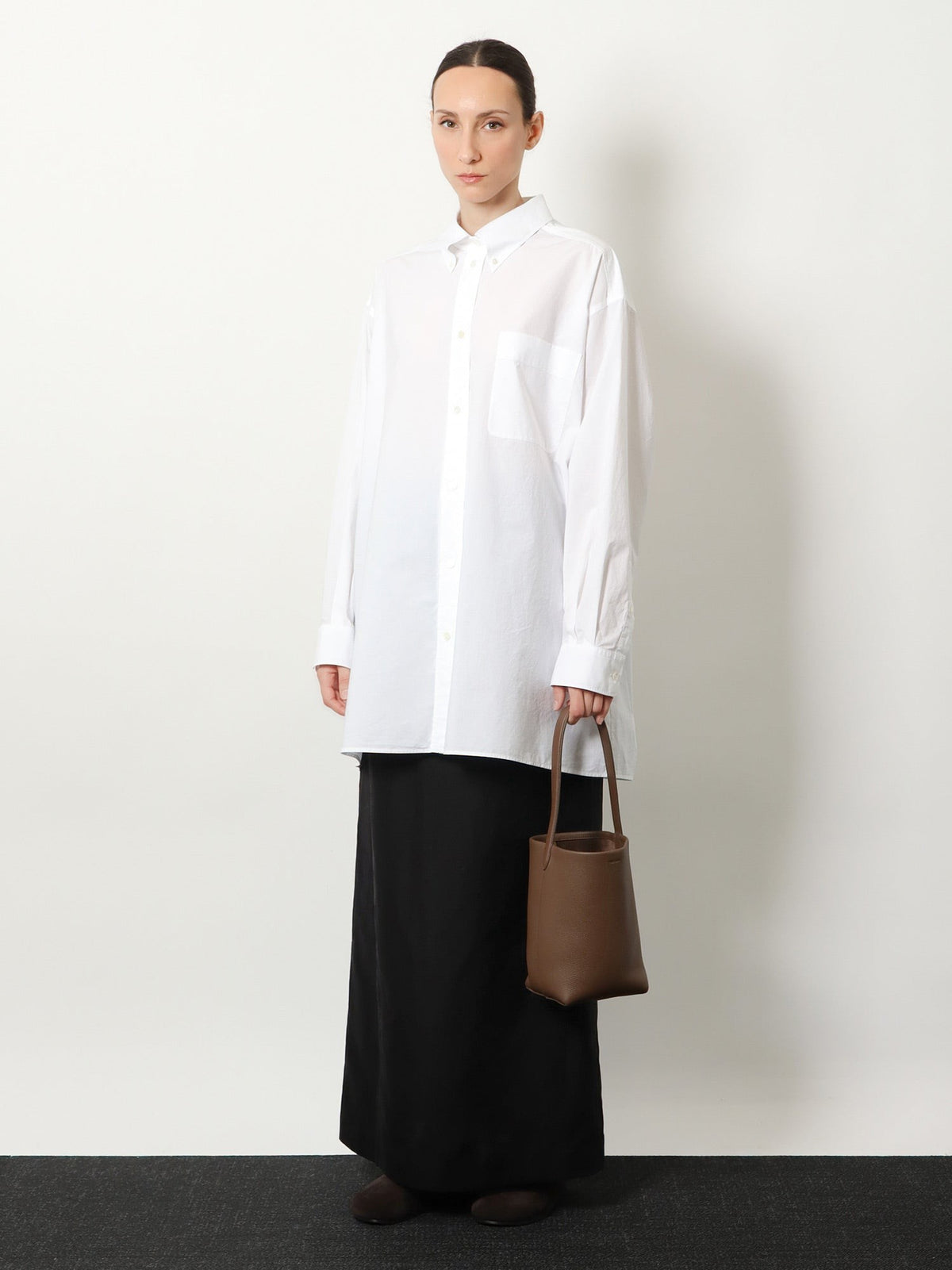 Small N/S Park Tote bucket bag in hammered leather