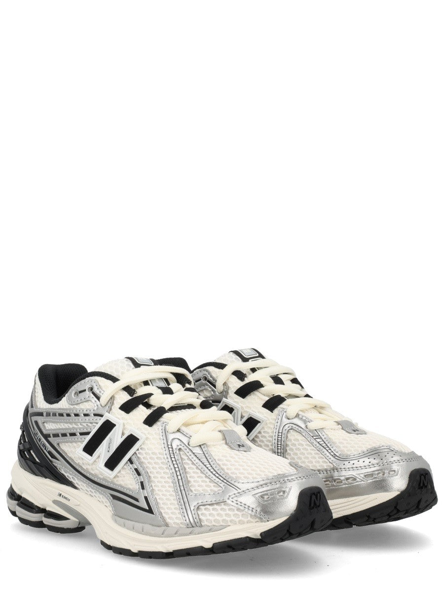 SNEAKER "1906R"