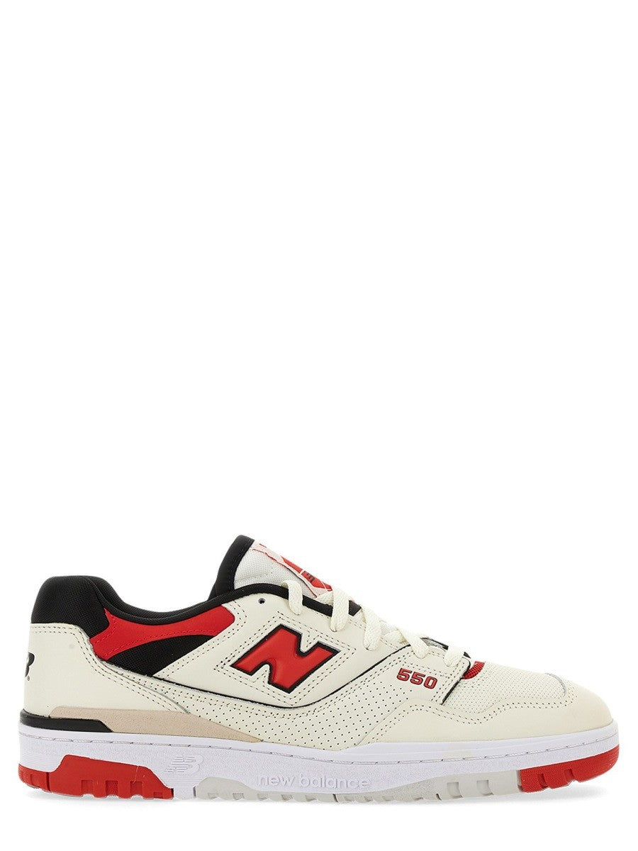 حذاء رياضي 550