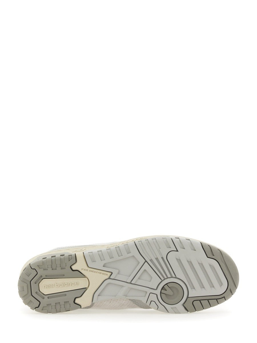 حذاء رياضي 650