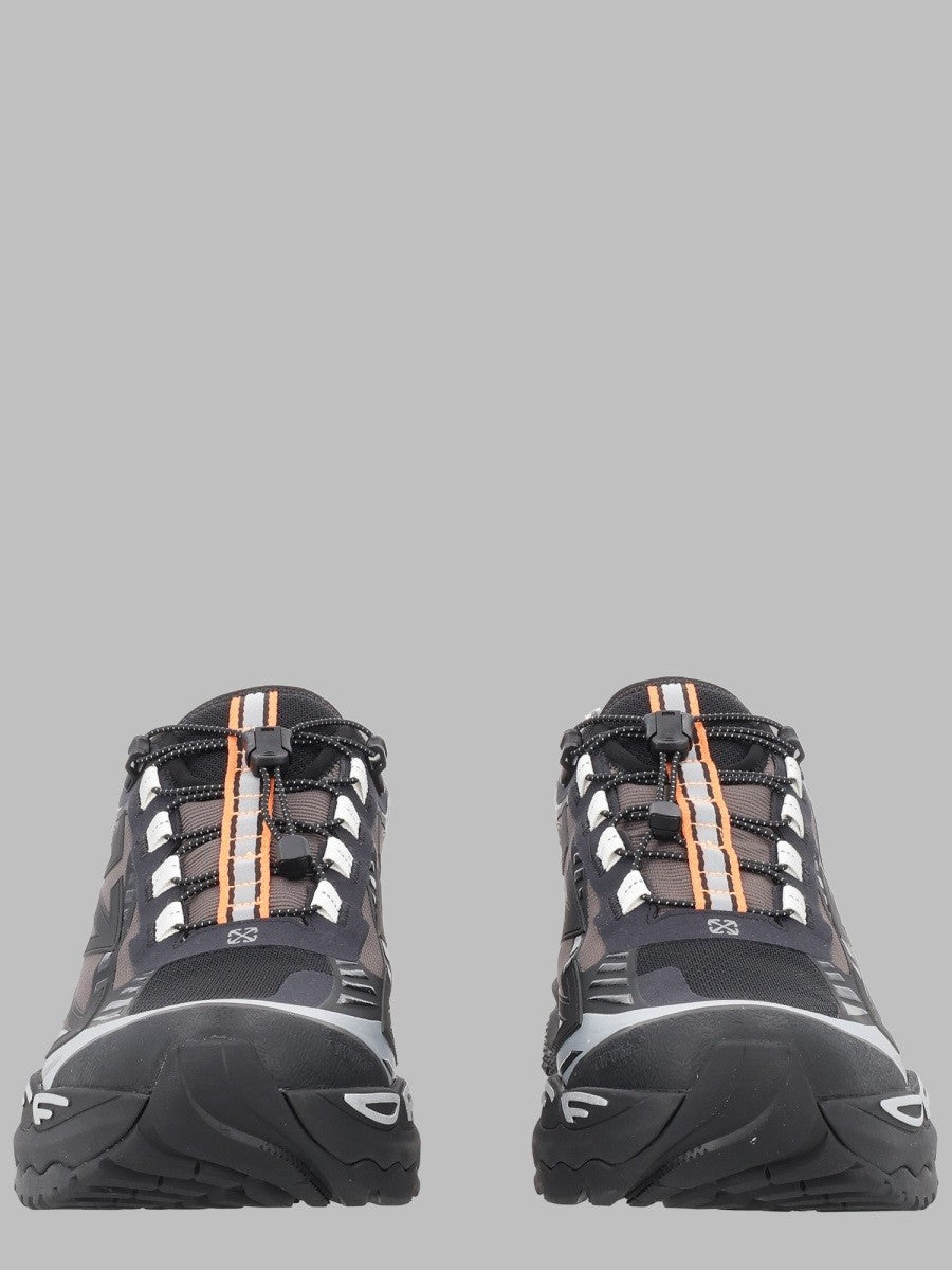 Sneaker "Be Right Back Trail"