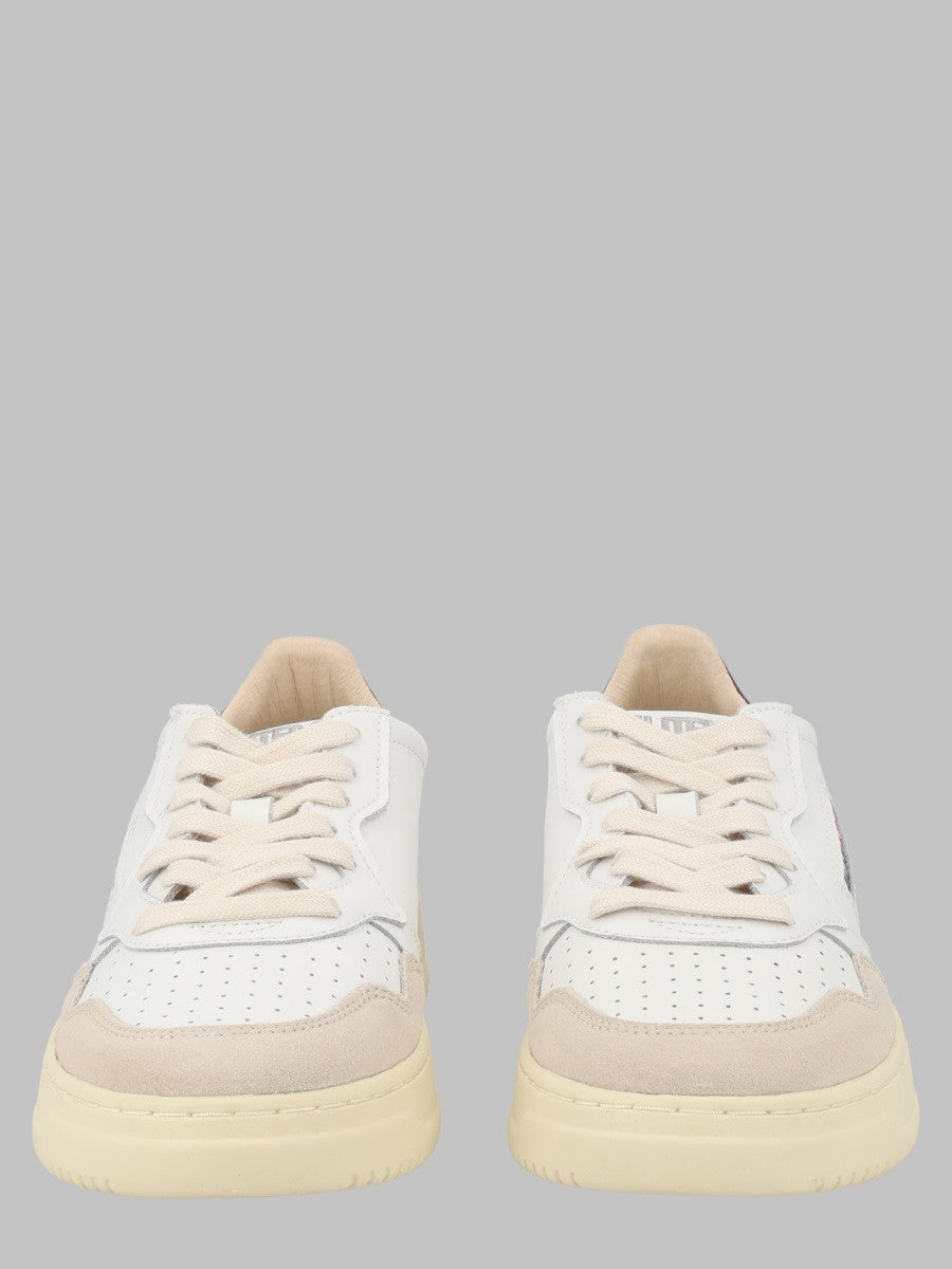 SNEAKER "MEDALIST LOW"