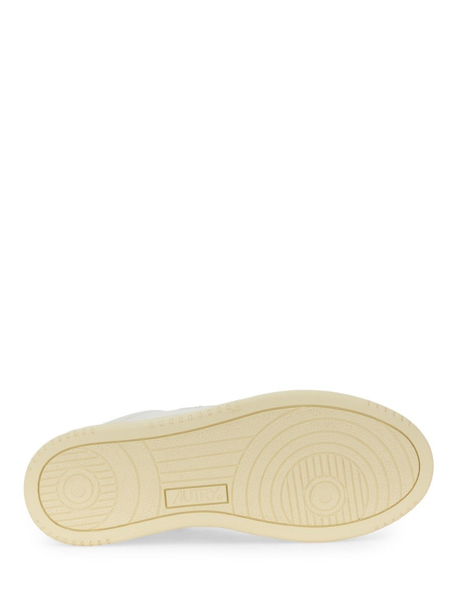 SNEAKER "MEDALIST LOW"