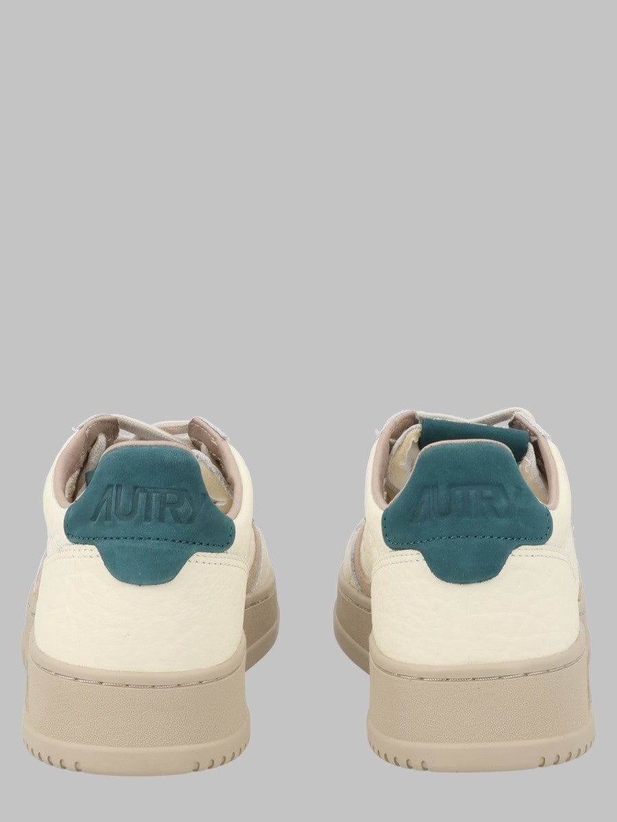 SNEAKER "MEDALIST LOW"