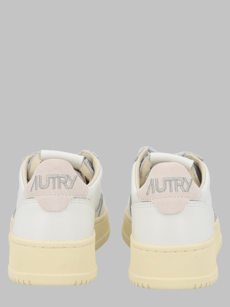 SNEAKER "MEDALIST LOW"
